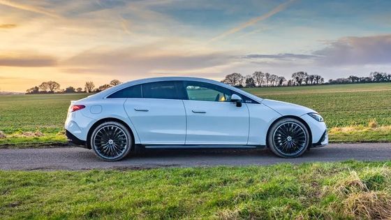 De meest aantrekkelijke waarde elektrische voertuig Mercedes-Benz EQE 300 Sedan 525km bereik 180kw/245P.s vermogen w 210kmh topsnelheid