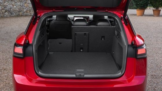 Volkswagen ID 7 Tourer GTX Nieuw voertuig met 91kwh batterij van 250kw (340p.s) Motorvermogen 6.0sec Versnelling 0-100km/h