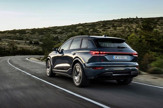 Lang bereik met supersnel opladen van 270 kW en genereuze apparatuur bij Audi Q6e-tron zuiver elektrisch voertuig met 285kw vermogen