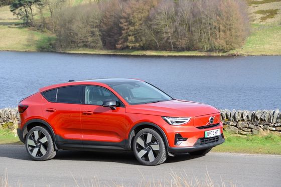 Allround EV Volvo EC40 Ultimate Twin Motor met WLTP 326Miles 4.7sec versnelling van 0-62mph 408 pk motor paardenkracht