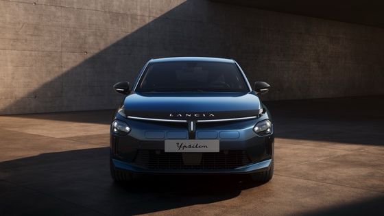 De eerste elektrische auto van Lancia Ypsilon met een motor van 154 pk en 260 Nm.