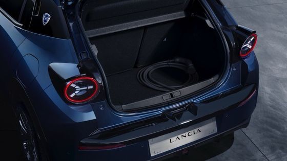 De eerste elektrische auto van Lancia Ypsilon met een motor van 154 pk en 260 Nm.