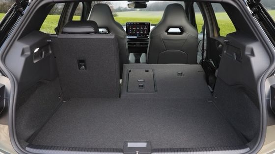 Klassieke en nieuwste EV auto Volkswagen ID 3 PRO WLTP 434km bereik 150kw ((204P.s) Motorvermogen7.6sec Versnelling 0-100km/h