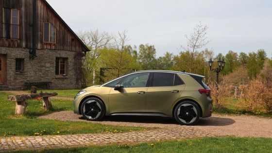 Klassieke en nieuwste EV auto Volkswagen ID 3 PRO WLTP 434km bereik 150kw ((204P.s) Motorvermogen7.6sec Versnelling 0-100km/h