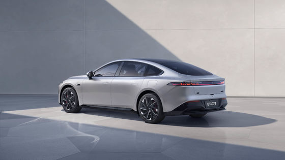 2024 krachtige Dongfeng Eπ 007 200Pro EREV 200km CLTC 160kw motorkracht 310N.m koppel met 7,2s 0-100km/h versnelling