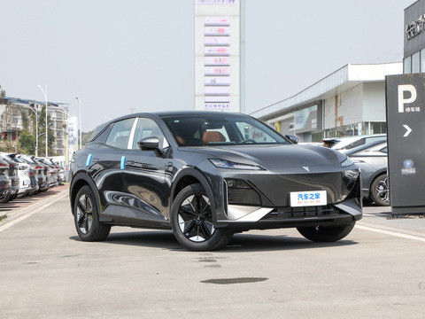 Nieuwste HUAWEI System DEEPAL S07 2024 EREV met 121 km CLTC0.5h Snel opladen Tijd 175kW Maximaal vermogen 320N.m Koppel