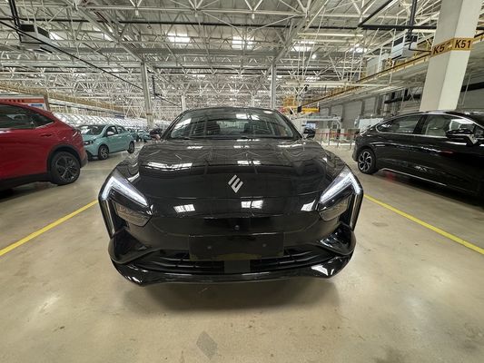 RHD 2024 JMEV Yi GSE elektrische auto's met een bereik van 430 km maximaal vermogen van 118 kW