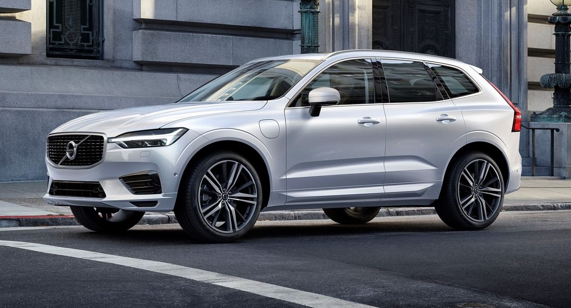 4 wielen Middelgrote Elektrische Auto's 4WD 180Km/H Max Power 184KW Volvo XC60 B5
